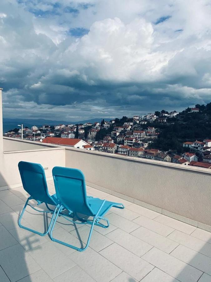 New Apartment With Panoramic View 斯托莫斯卡 外观 照片