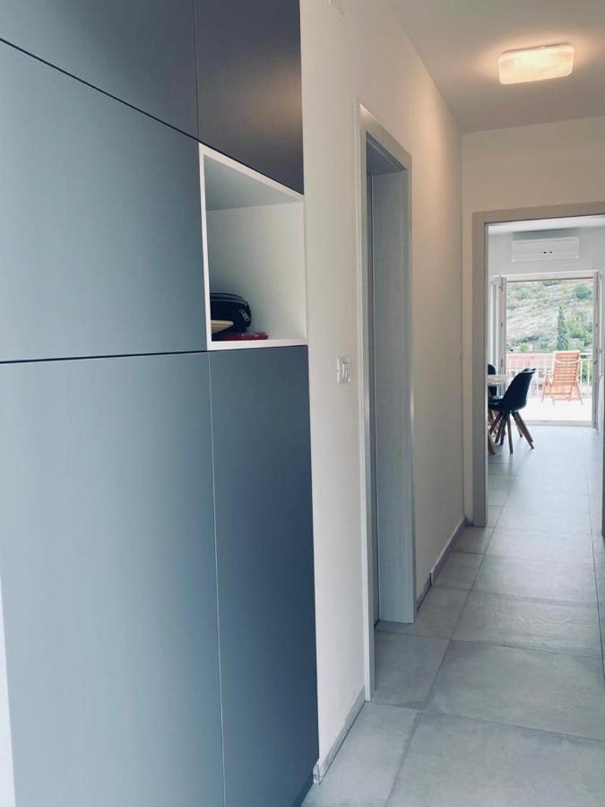 New Apartment With Panoramic View 斯托莫斯卡 外观 照片