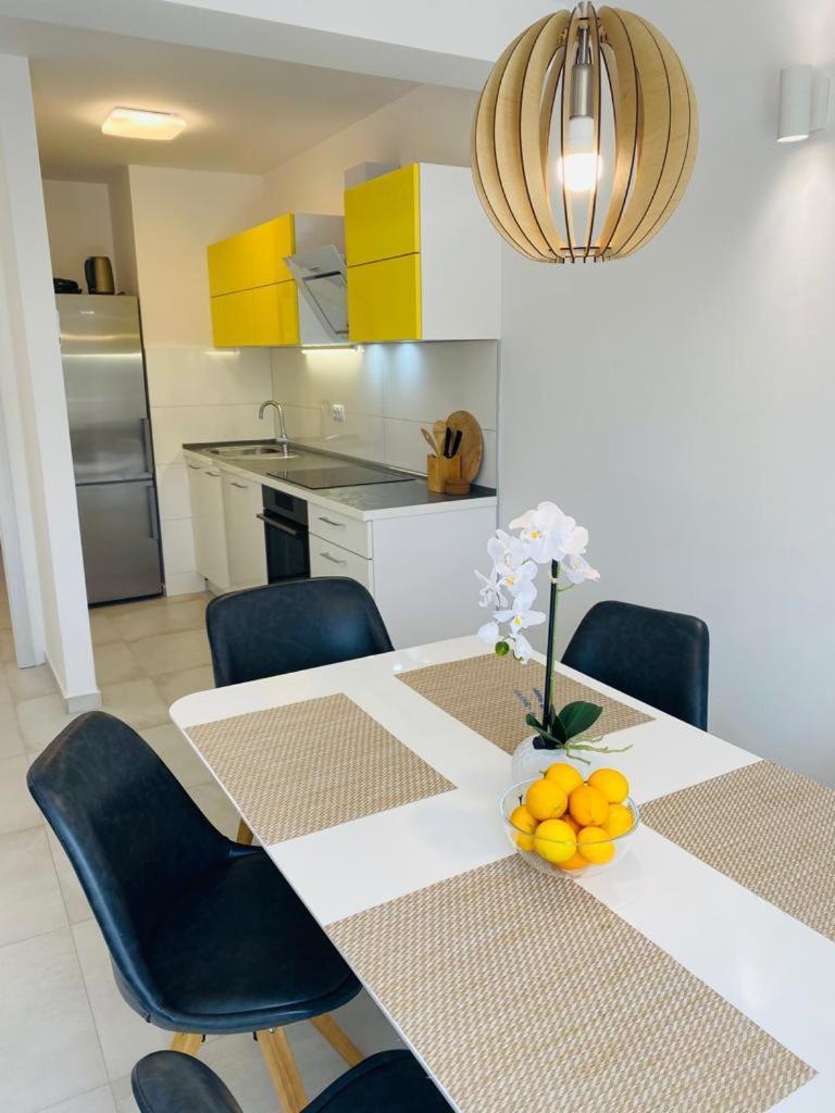 New Apartment With Panoramic View 斯托莫斯卡 客房 照片