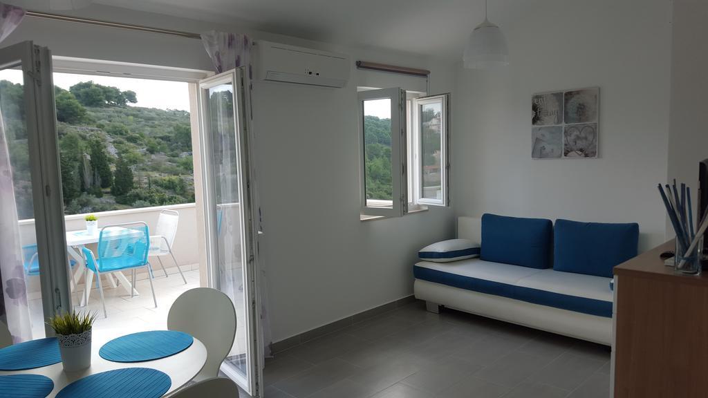 New Apartment With Panoramic View 斯托莫斯卡 外观 照片