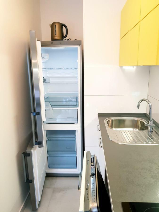 New Apartment With Panoramic View 斯托莫斯卡 外观 照片
