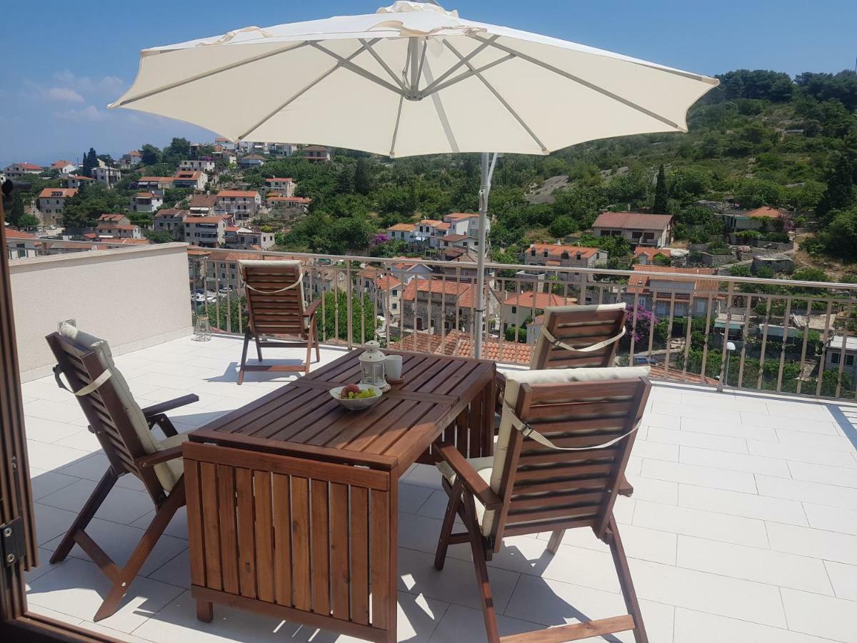 New Apartment With Panoramic View 斯托莫斯卡 外观 照片